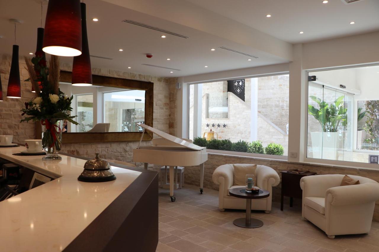 Hotel Lafayette Giovinazzo Buitenkant foto