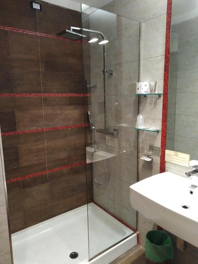 Hotel Lafayette Giovinazzo Buitenkant foto