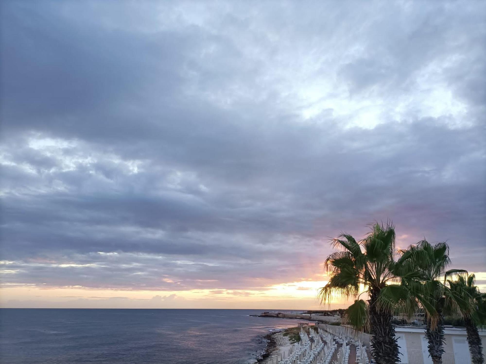 Hotel Lafayette Giovinazzo Buitenkant foto