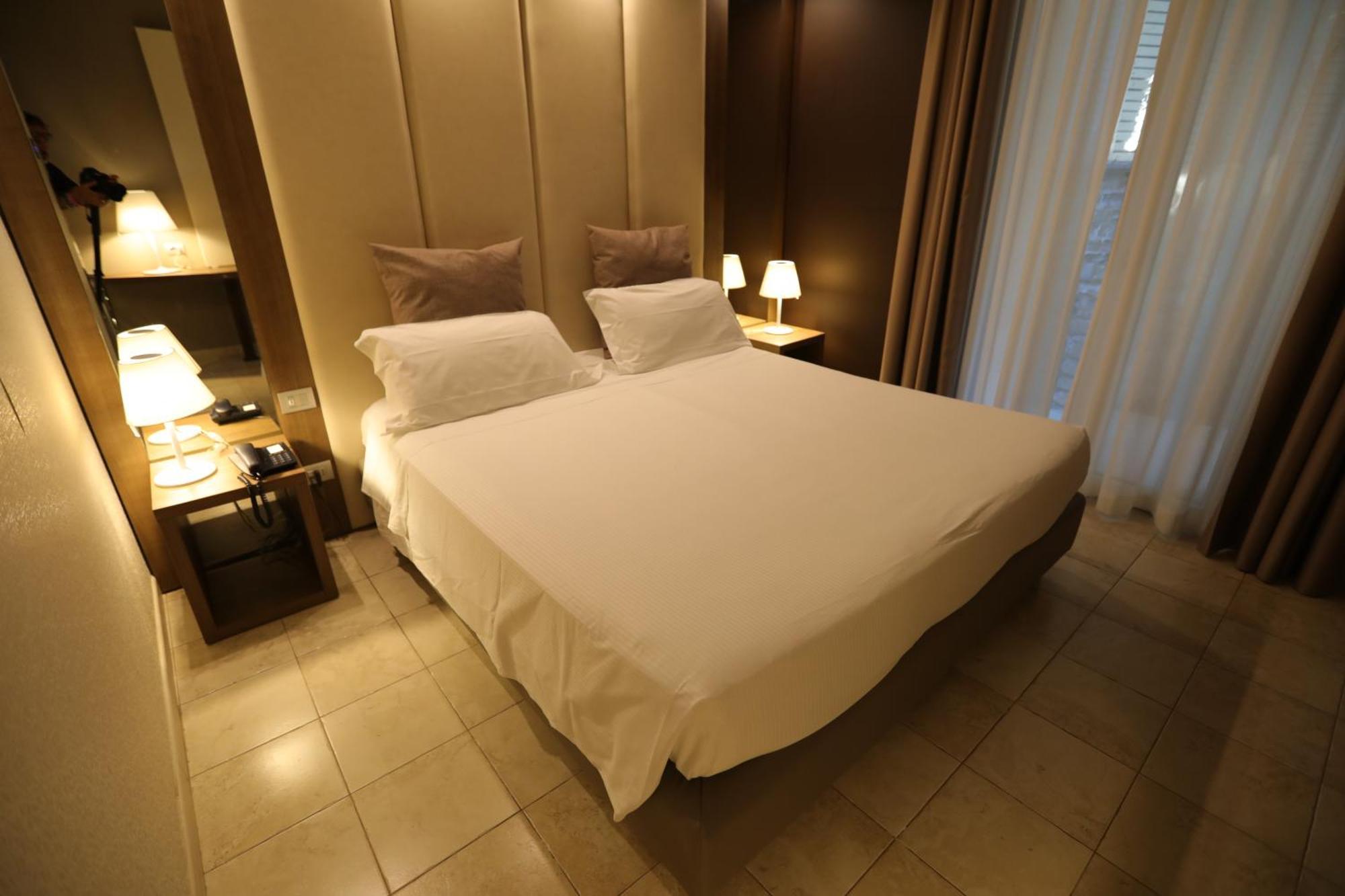 Hotel Lafayette Giovinazzo Buitenkant foto